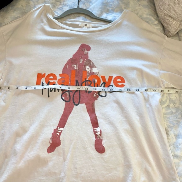 BP WOMENS GRAPHIC TSHIRT - MEDIUM - Picture 10 of 14